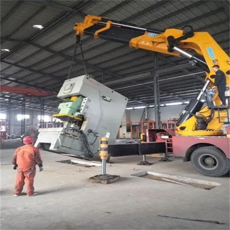 吉阳80吨折臂吊车出租附近电话