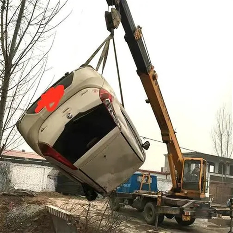 吉阳随时待命，吊车24小时道路救援服务全解析