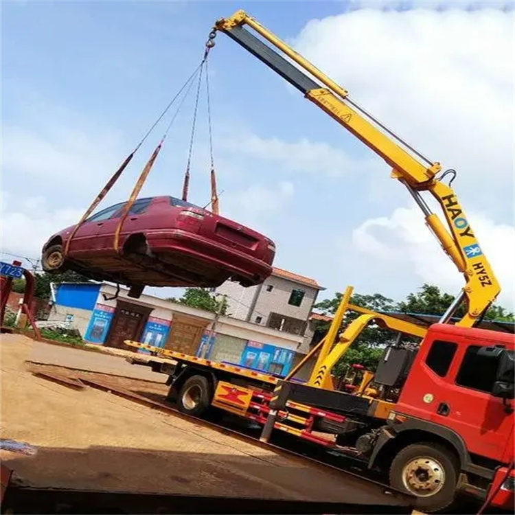 吉阳吊车吊汽车的正确方法